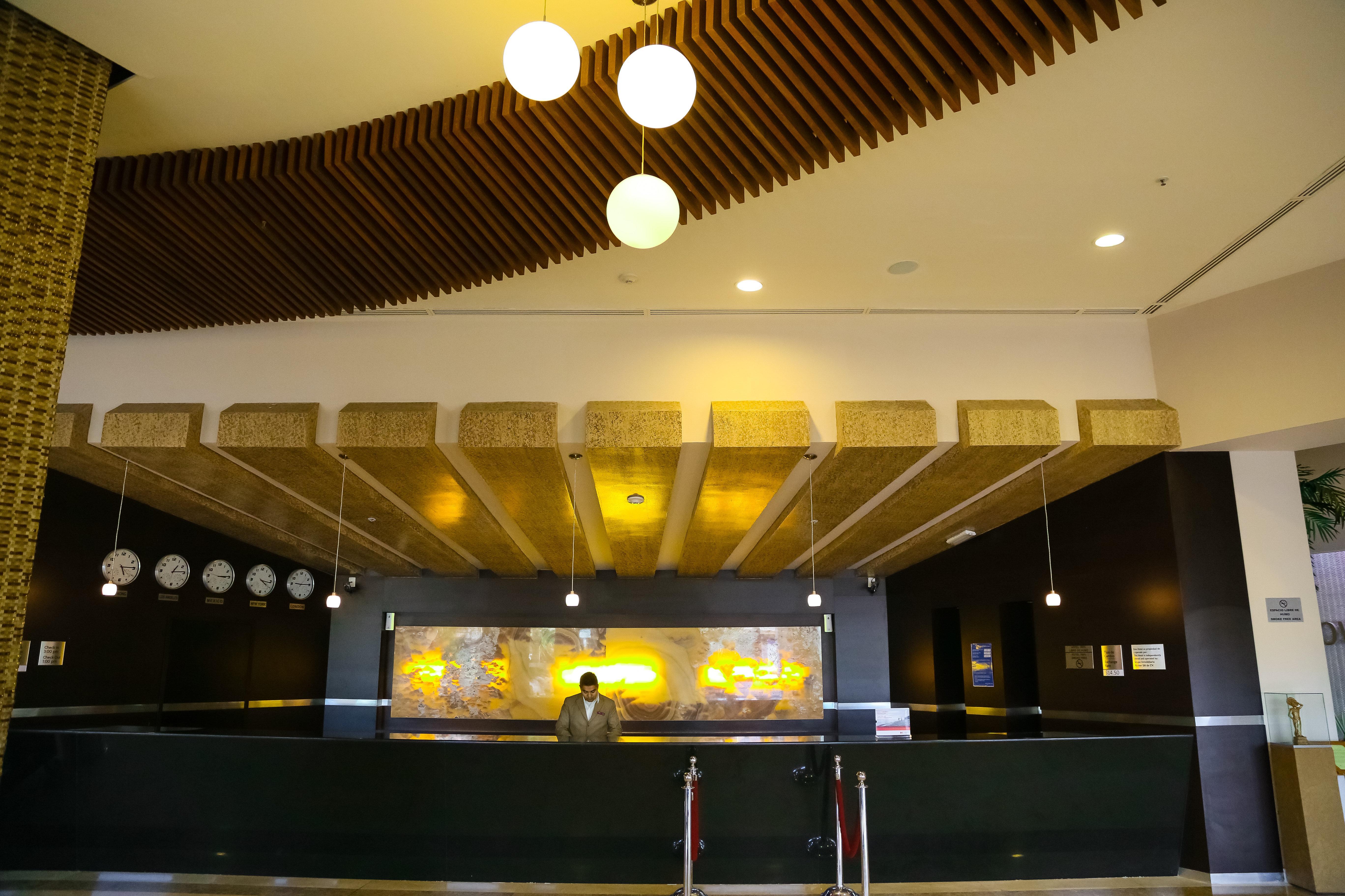 Holiday Inn Tuxpan - Convention Center By Ihg Eksteriør billede